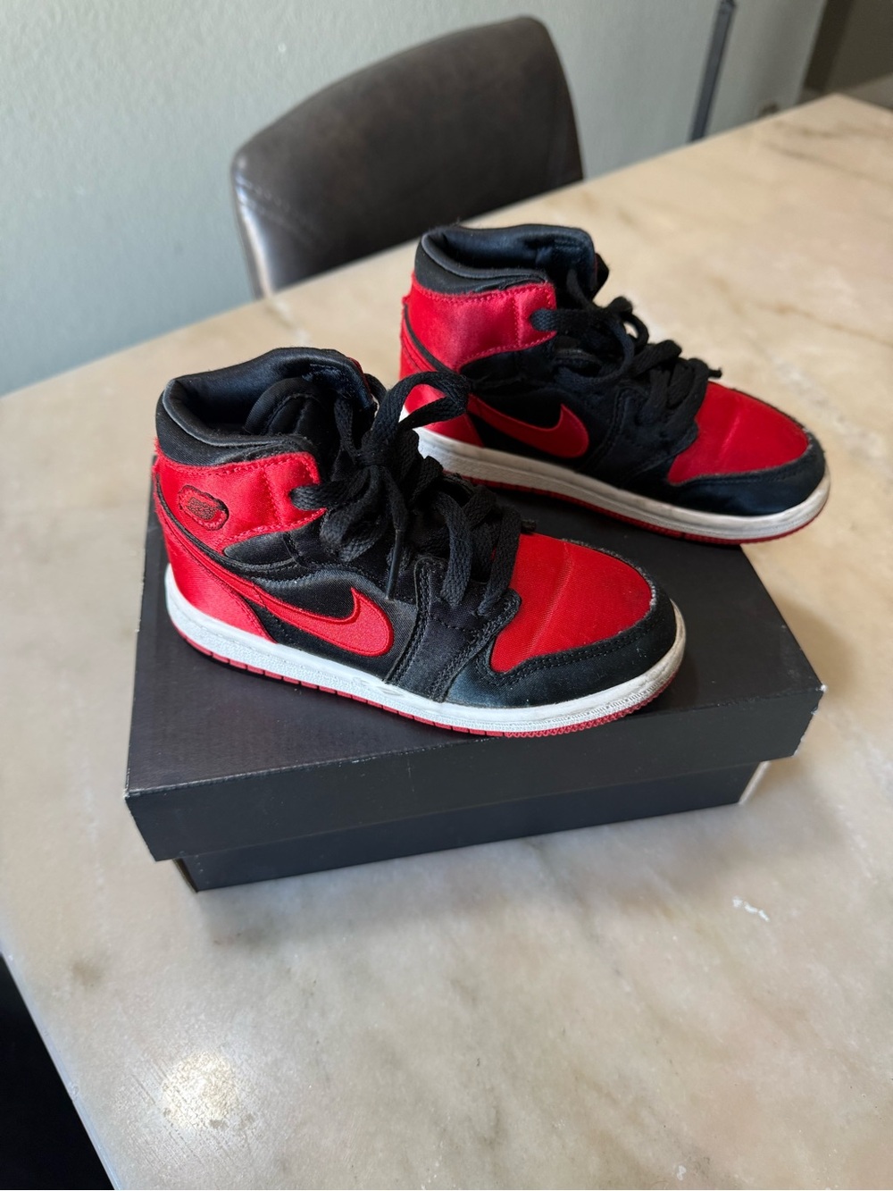 Jordan Kids High-Top Sneakers in Red and Black